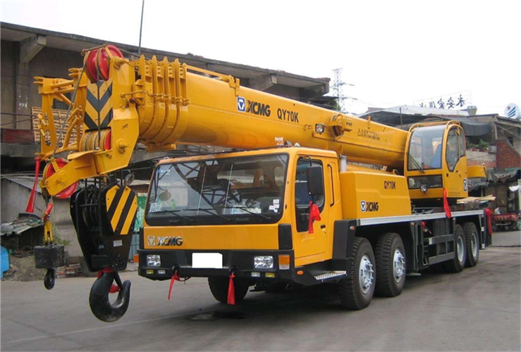 德保县吊车出租选择重点